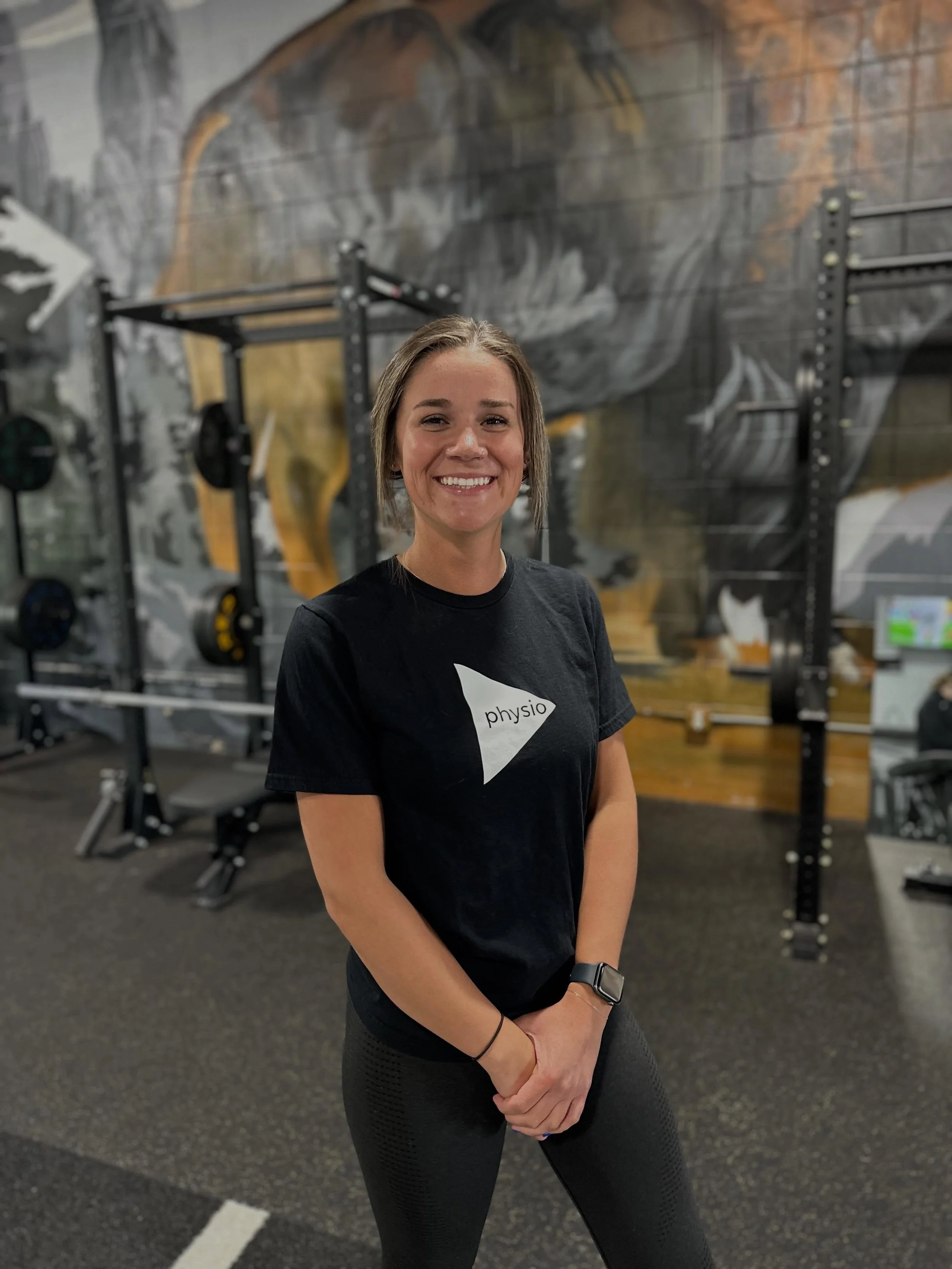 🚨Please help us welcome Alyx Sharp, MAT, LAT, ATC to our team here at Physio!! 👏 

Alyx grew up in Windsor, Colorado, and developed a passion for sports performance, athletic training, and helping others achieve their goals. She earned her Bachelor