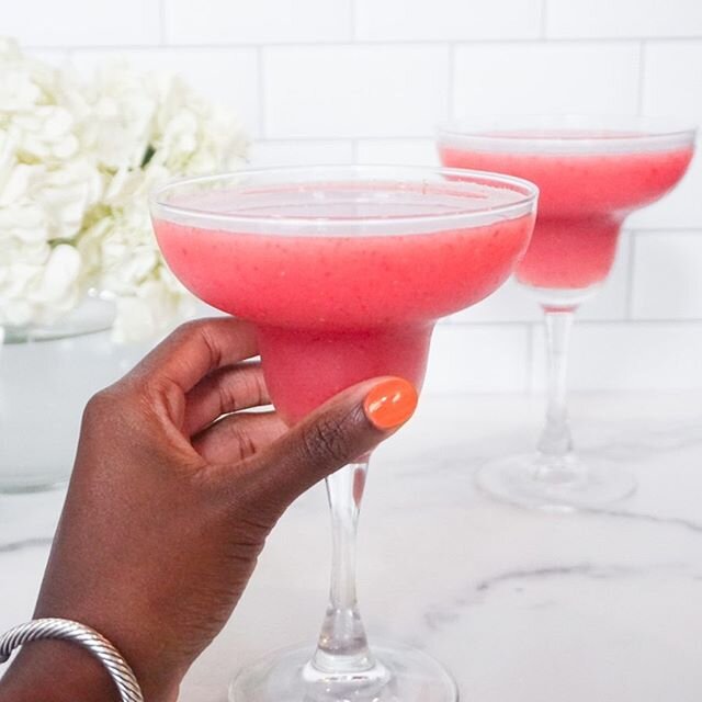 🍓The Cocktail vs the Mocktail: Strawberry Guava Refresher Edition! 🍓⠀
⠀
This drink originally started out as a way to cool down in blistering Charlotte summer heat. We blended frozen strawberries, a little guava nectar, lime juice and some coconut 