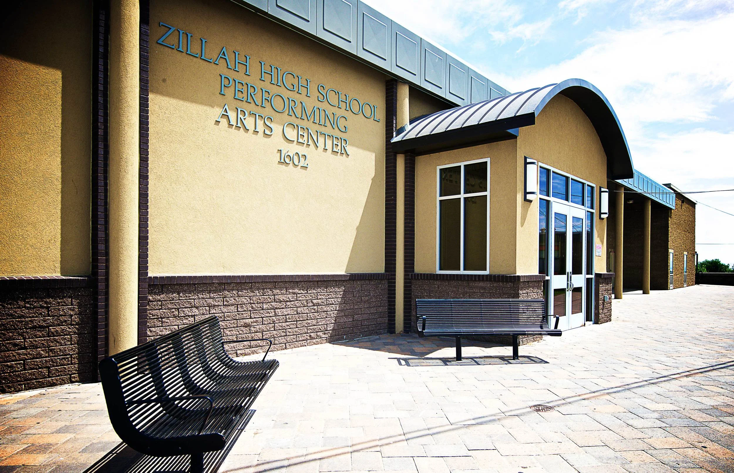zillah_hs_2272_web.jpg