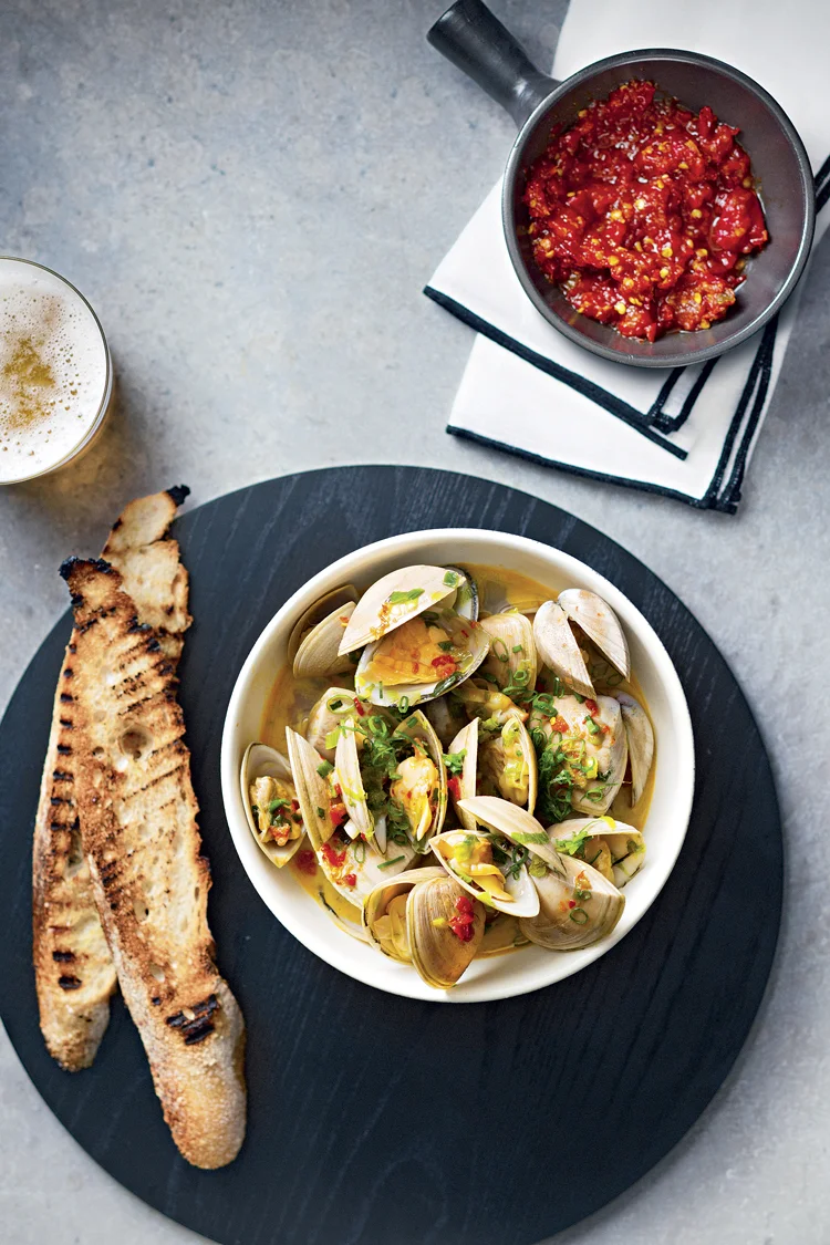 DRUNKEN CLAMS