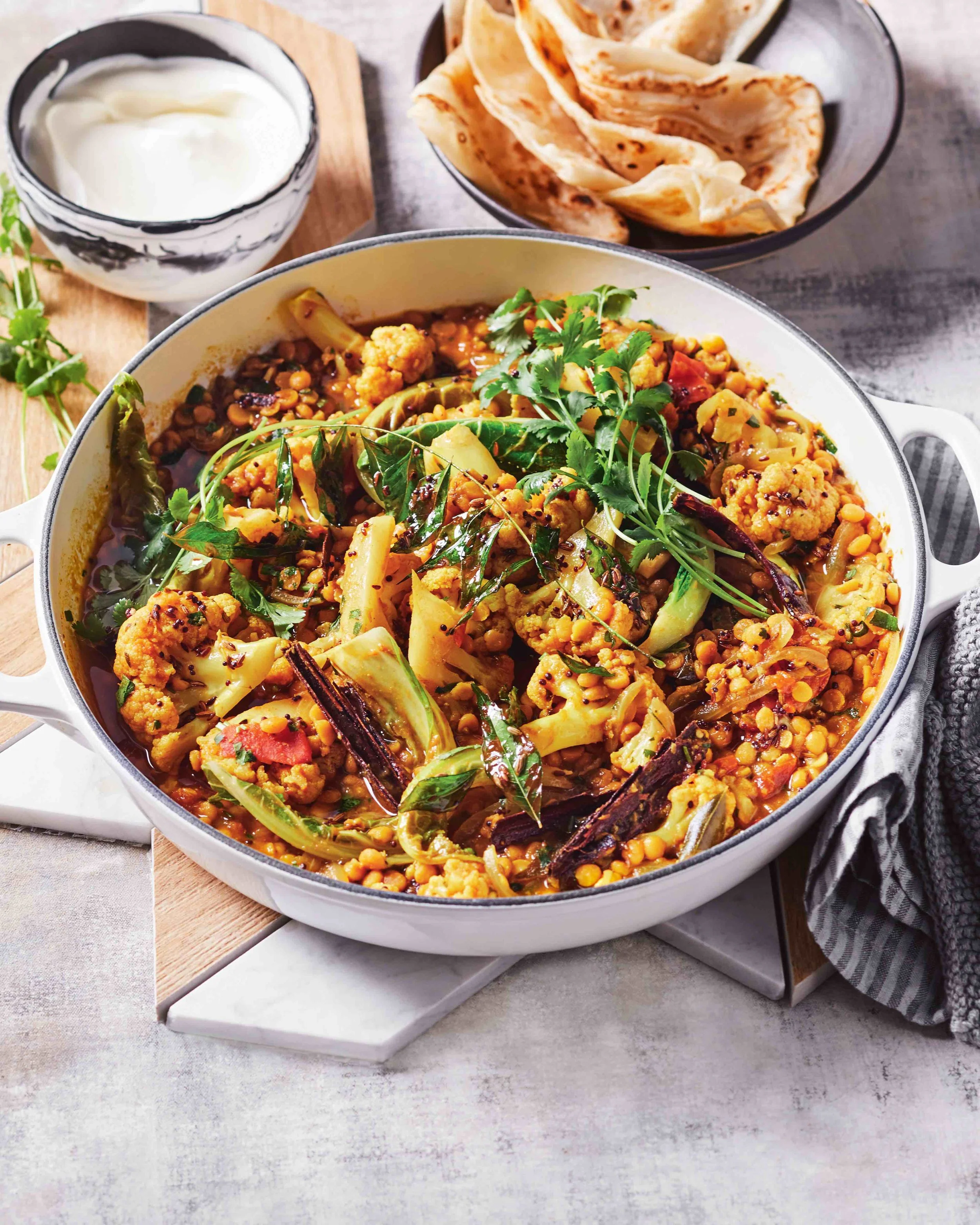 DHAL W/ TOMATO, TAMARIND & CAULIFLOWER