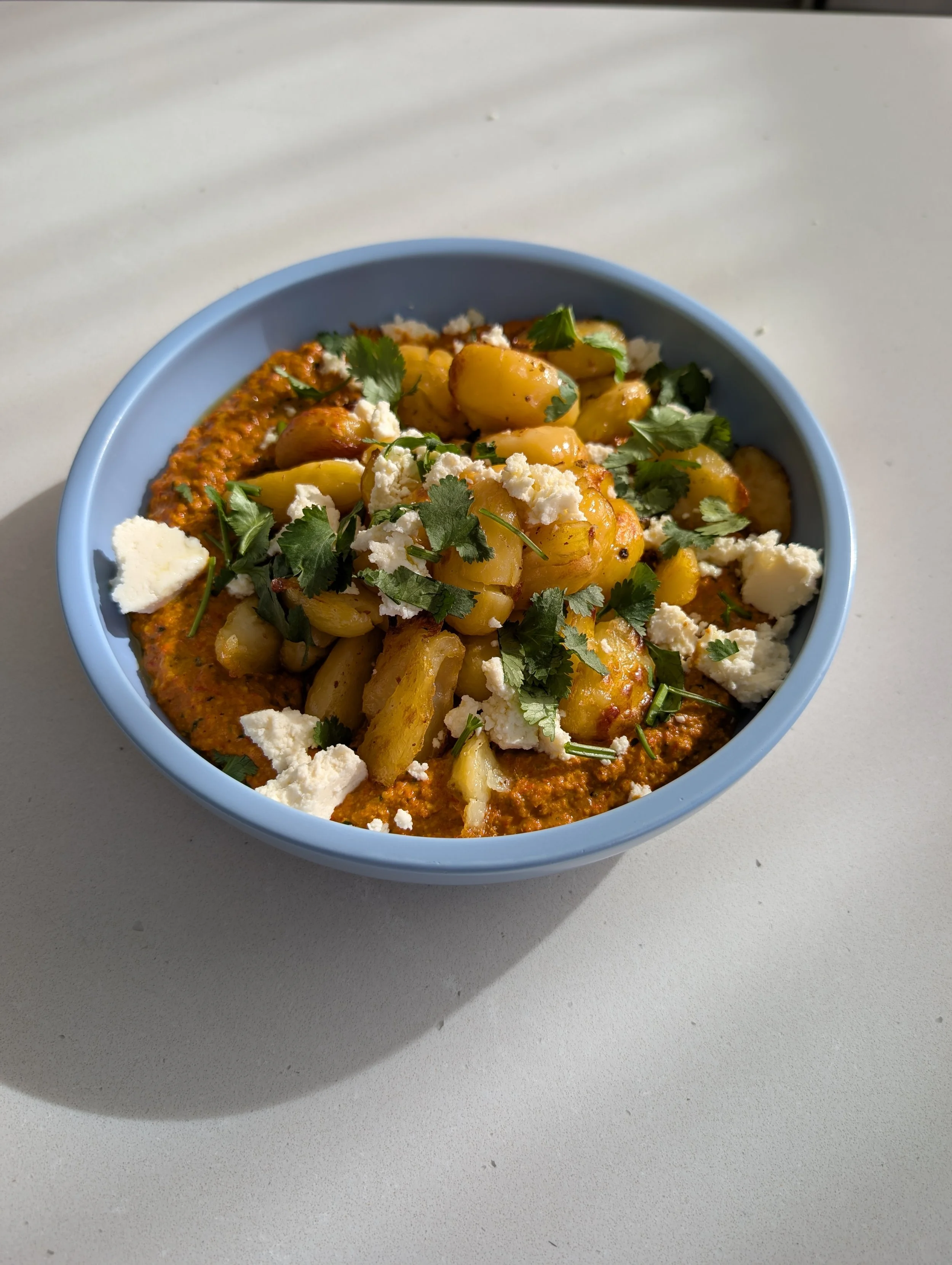 CRISPY TINNED POTATOES W/ TANDOORI DIP