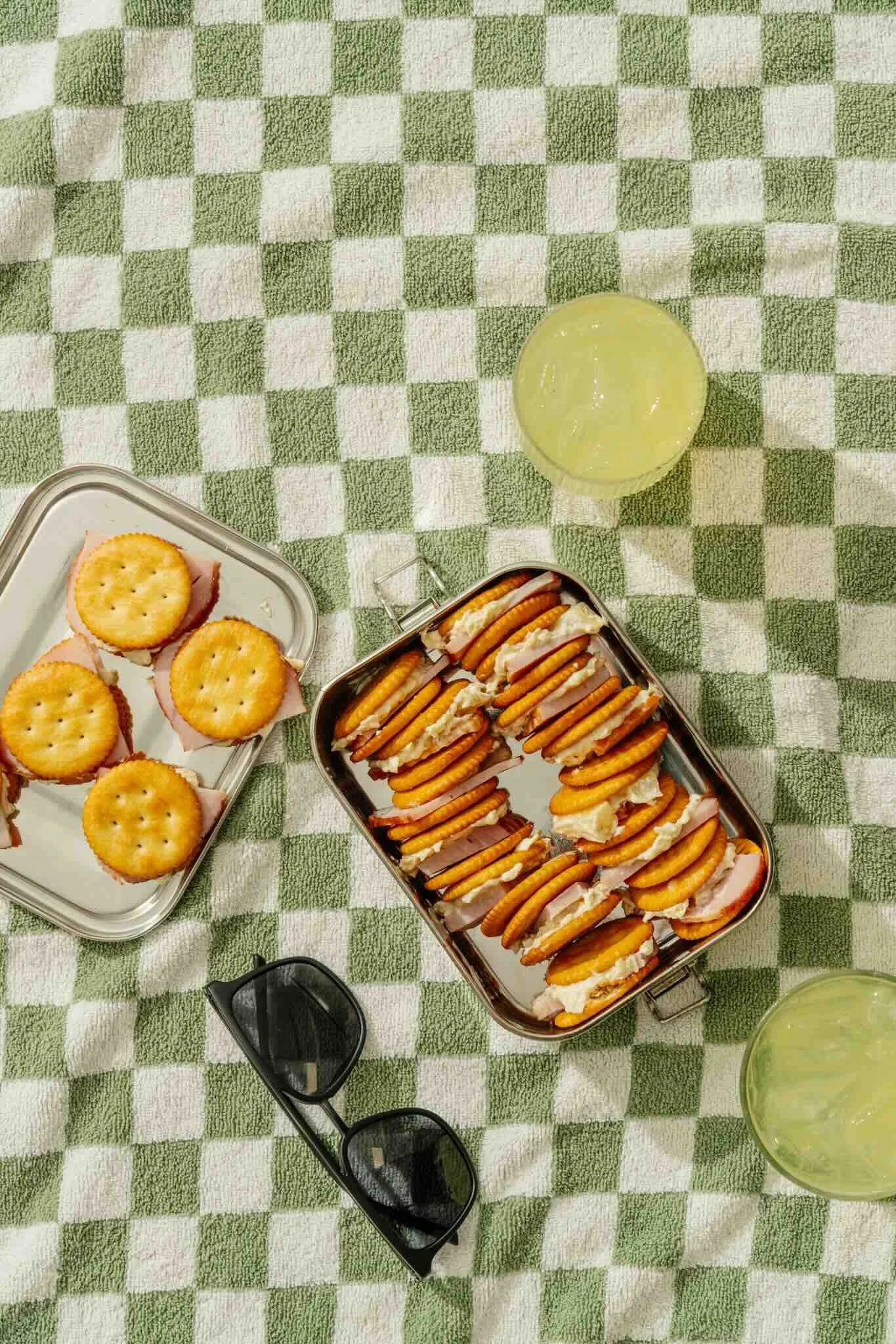 RITZ SUMMER SANDWICH