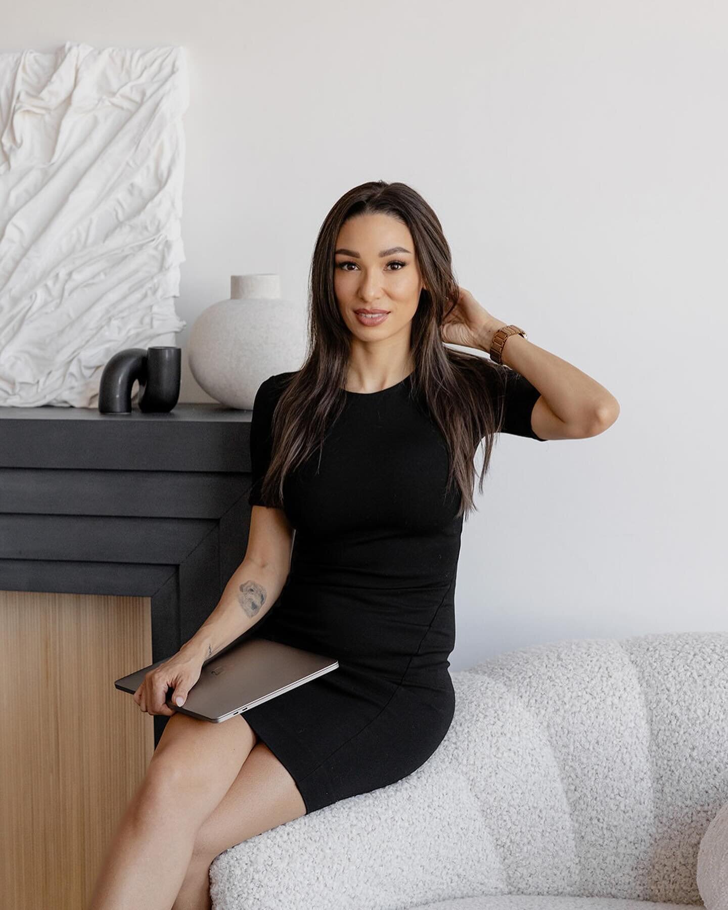 We wish the happiest of birthdays to the woman behind it all at Brow Beauty Lab, Melissa Chang 🤍 

You are the kindest, strongest, most resilient, hard working &amp; beautiful woman on the face of the planet. You make us laugh, feel heard, loved &am