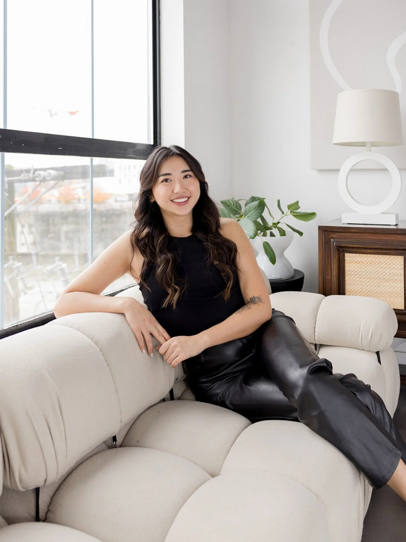 Happy birthday to Lillian @browbeautylab.lillian 🥂✨

New home, same sarcasm, and still fully emotionally supported by Peanut 🐶💅

So proud of you and so lucky we get to celebrate you today 🤍

#BirthdayGirl #FrenchieMom #DogMomLife #SoftLifeEnergy 