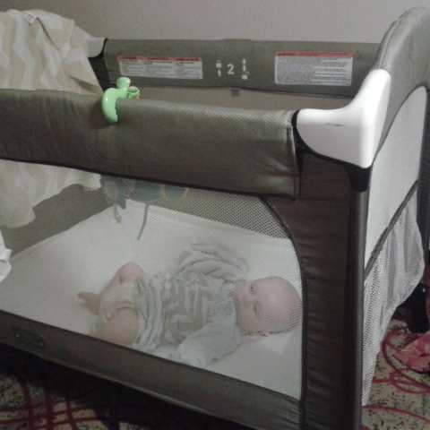 Eva hotel bed in Dubai.jpg