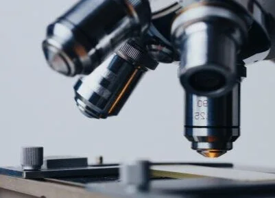 microscopecloseup.jpg