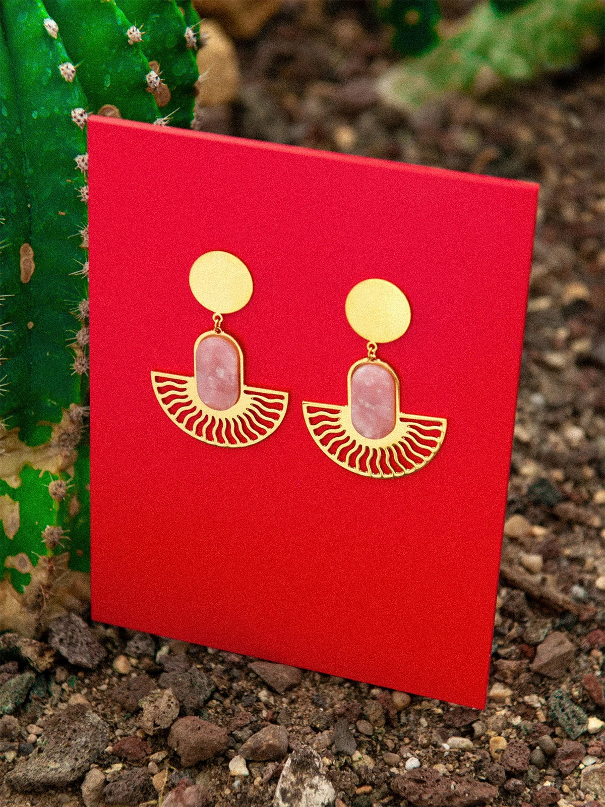 Leslie_boucles_lestatillonnes_bijoux_0001_Leslie_boucles_lestatillonnes_bijoux_0004_000_1331.jpg