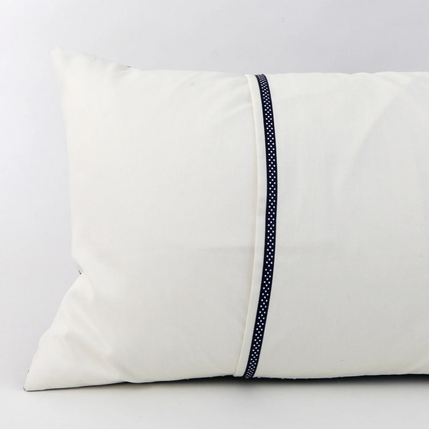 Throw cushion back detail.