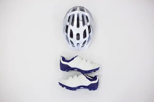 bike town helmets Heritage 2.0 & Skate Helmet Built to protect riders going up to 28 mph Helmets  Small Town Bike