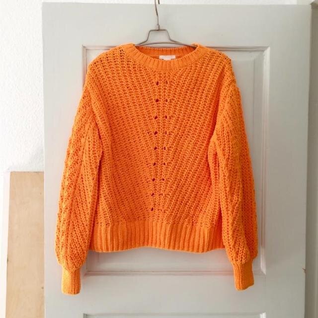 H&M sweater.jpeg