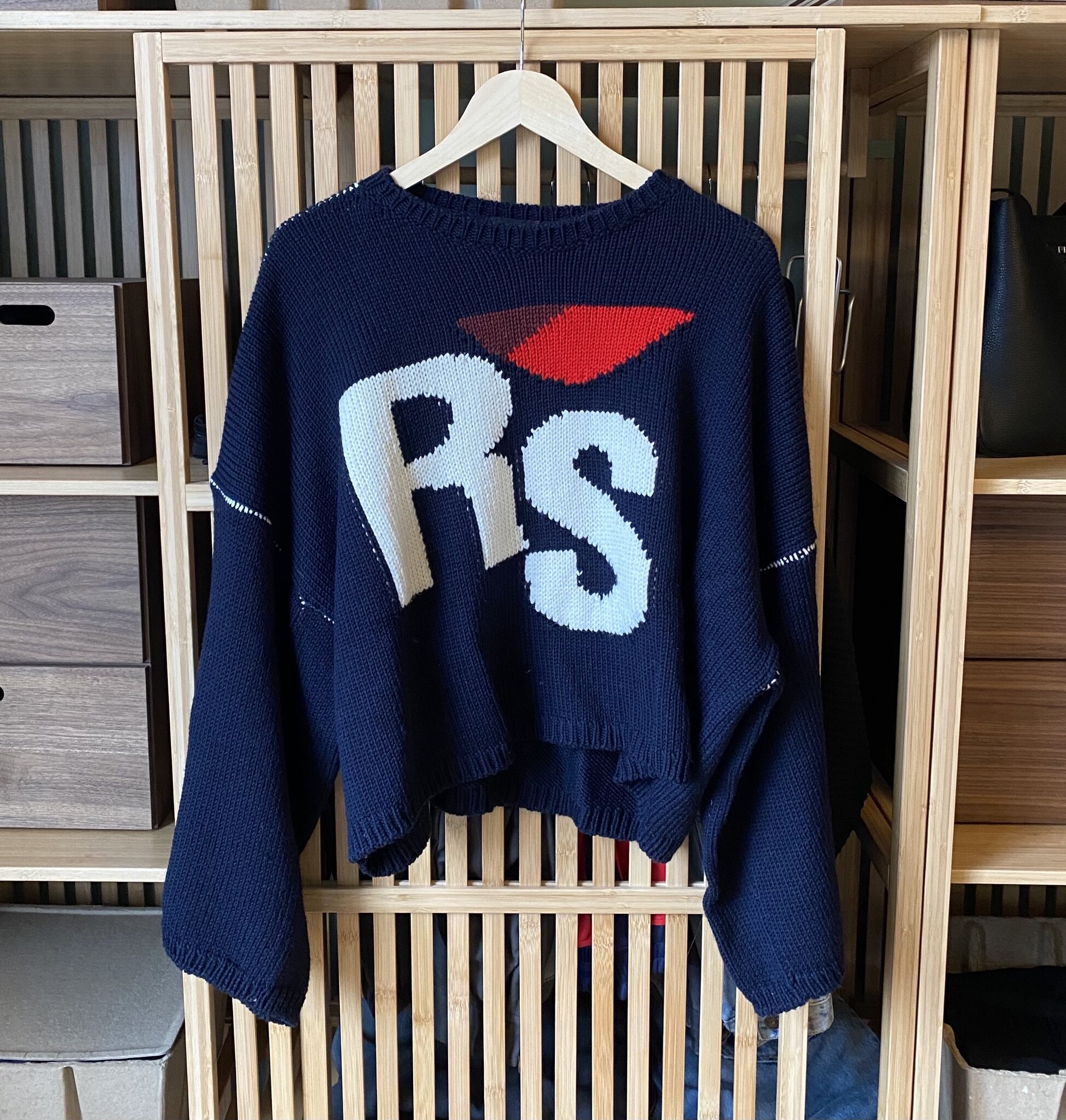 Raf Simons sweater, 2.600 kr. 