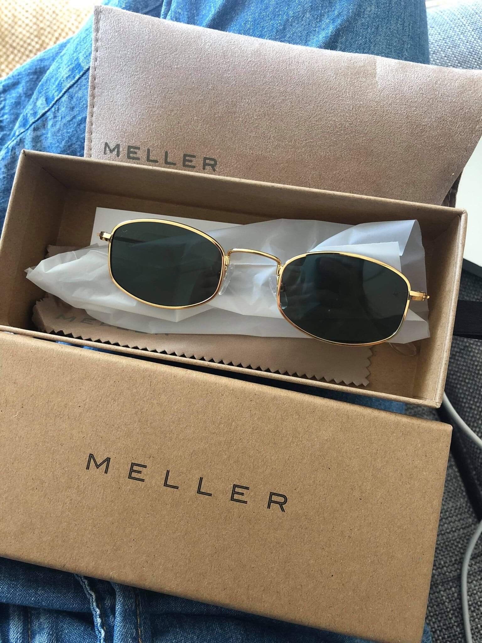 MELLER solbriller, 200 kr.