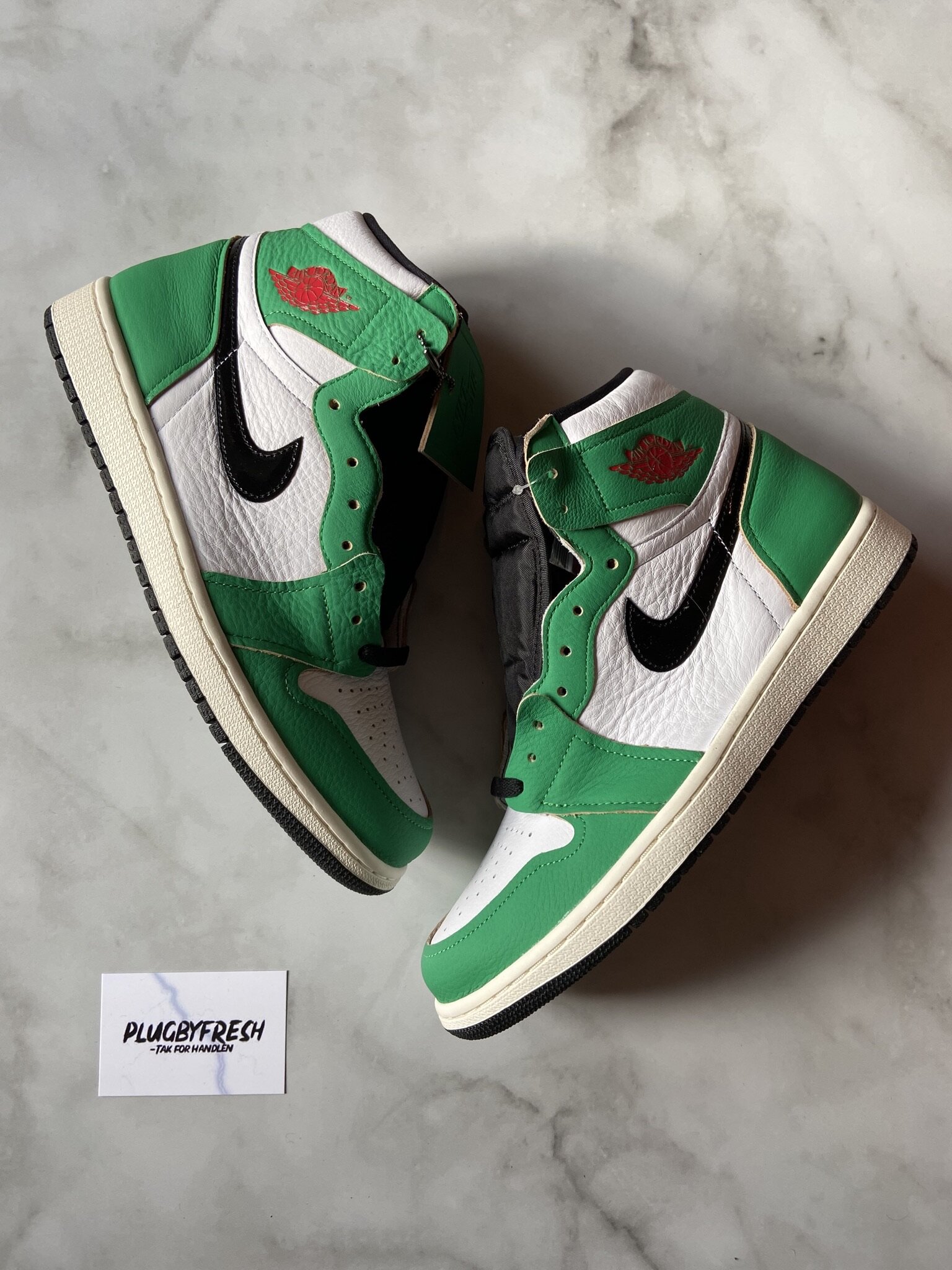 Air Jordan sneakers, 2.300 kr. 