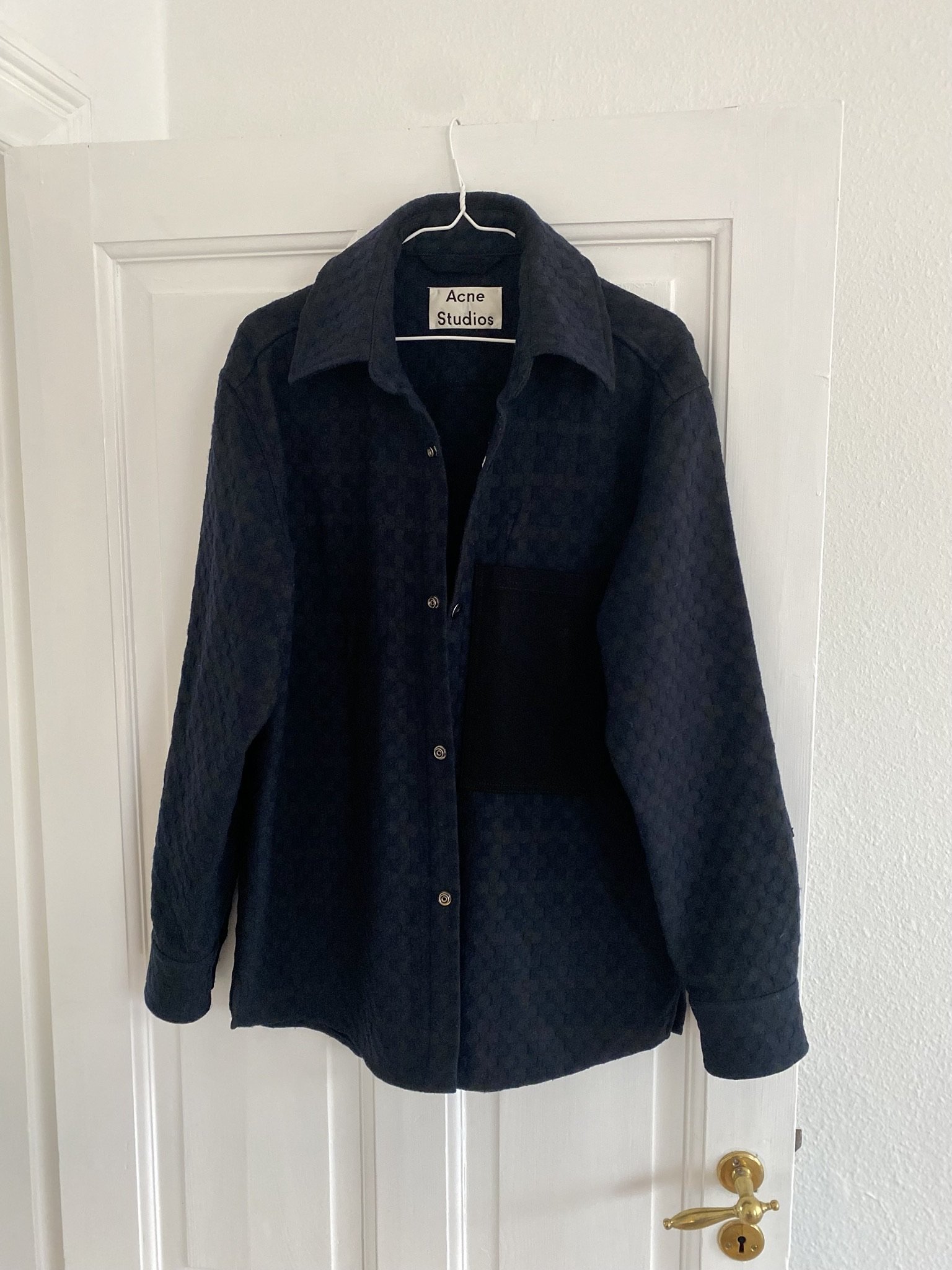 Acne Studios skjorte, 1.600 kr.