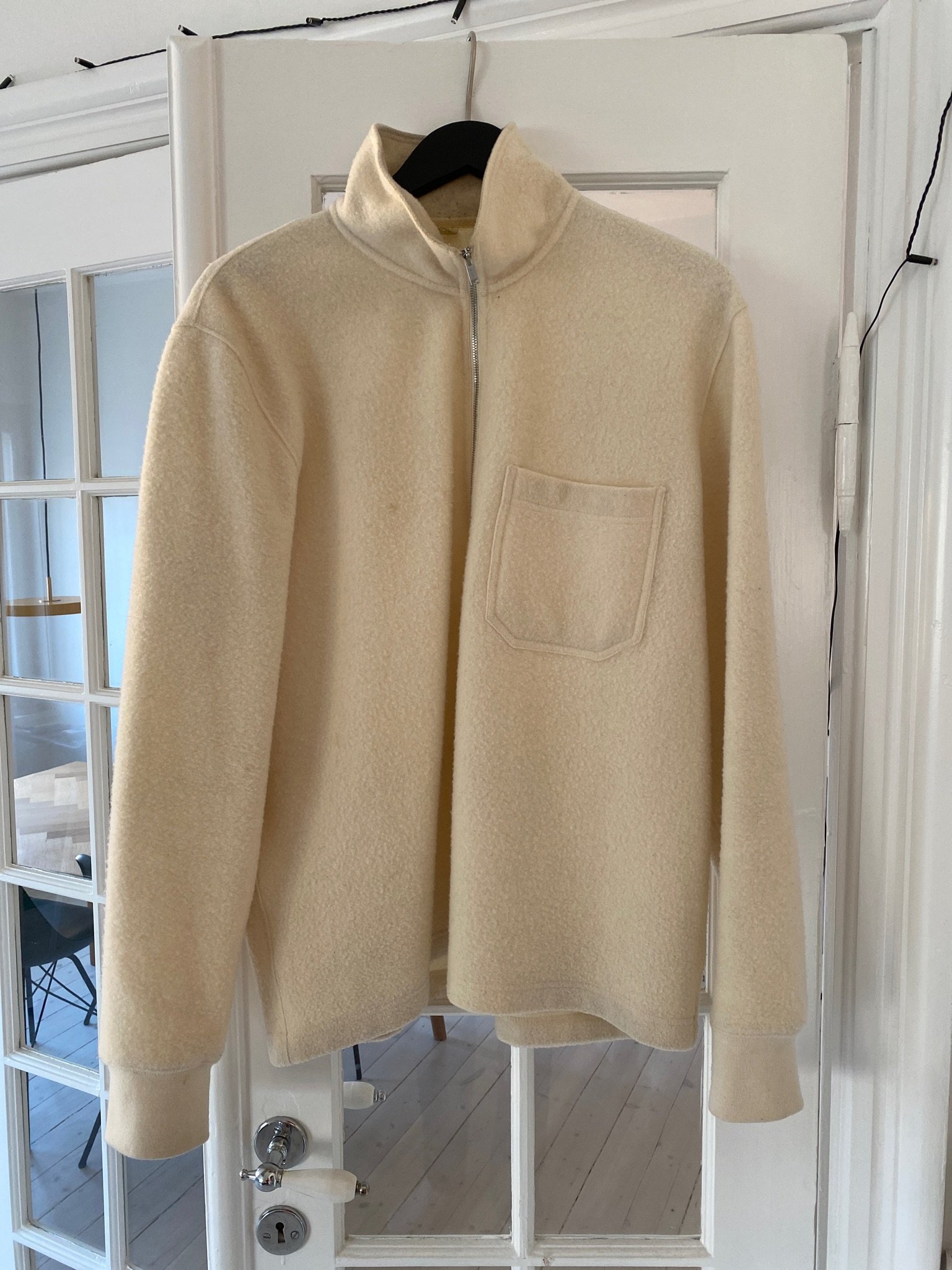 Arket sweater, 300 kr.