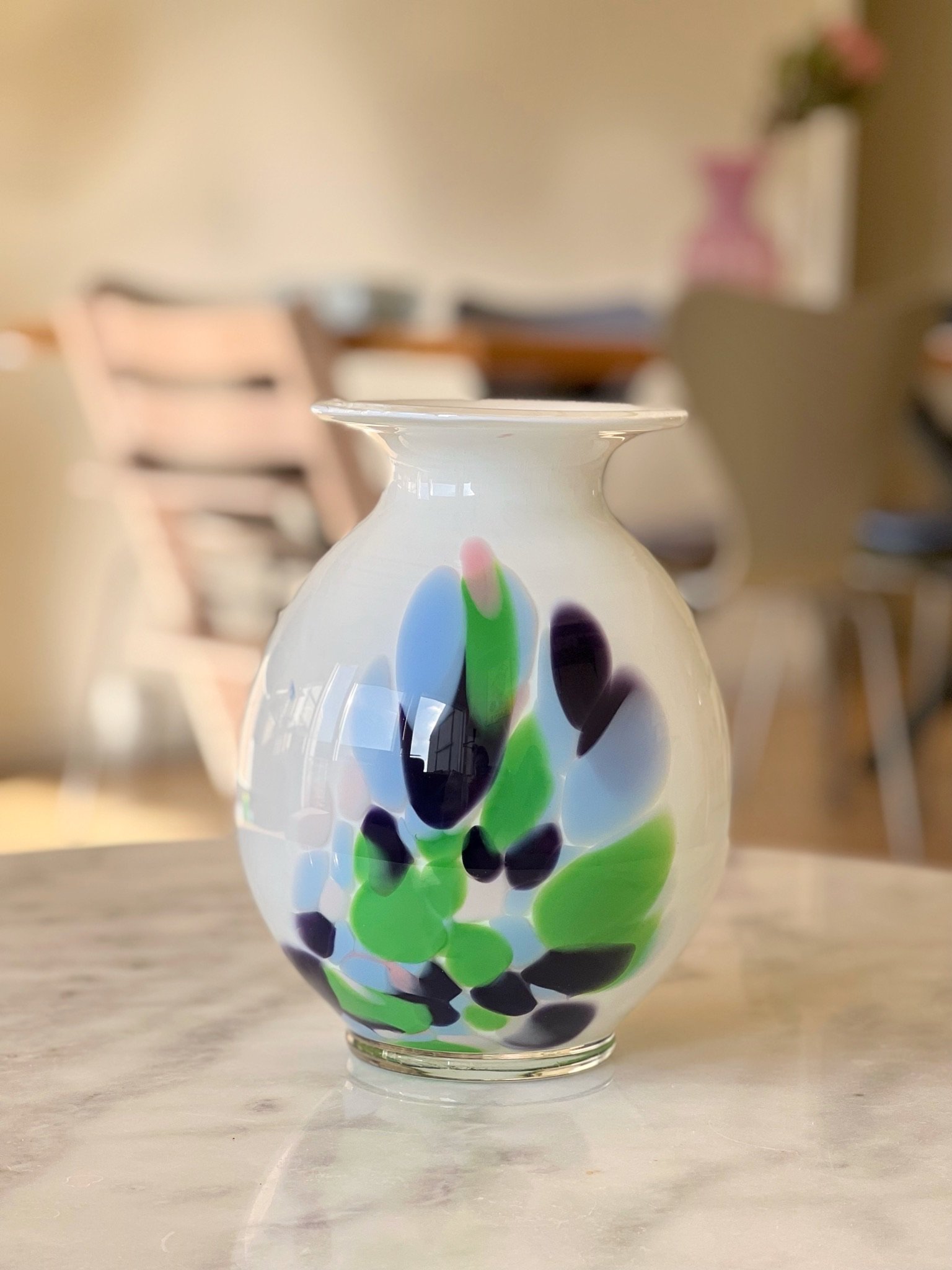 Vintage vase, 450 kr. 