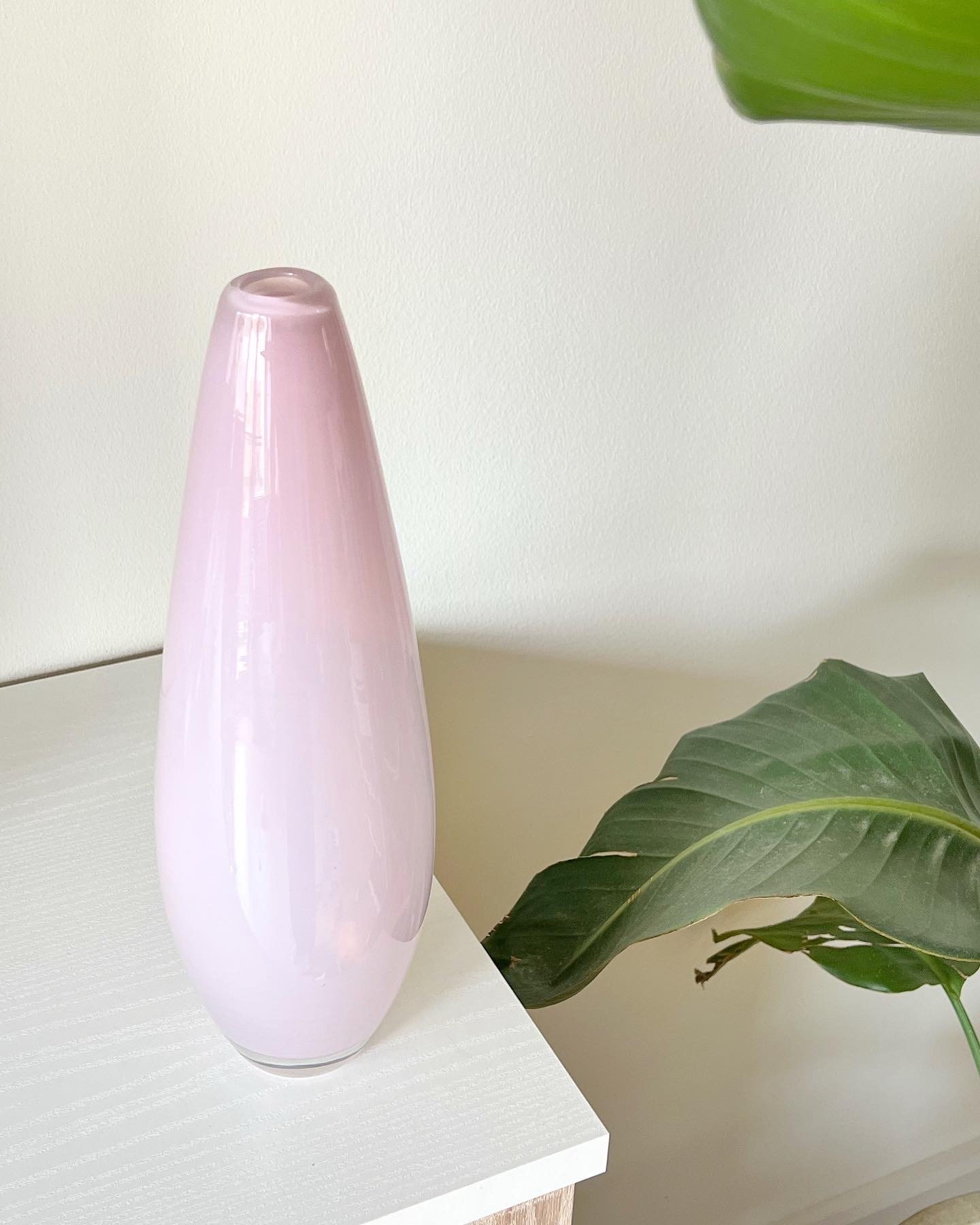 Vintage vase, 300 kr. 