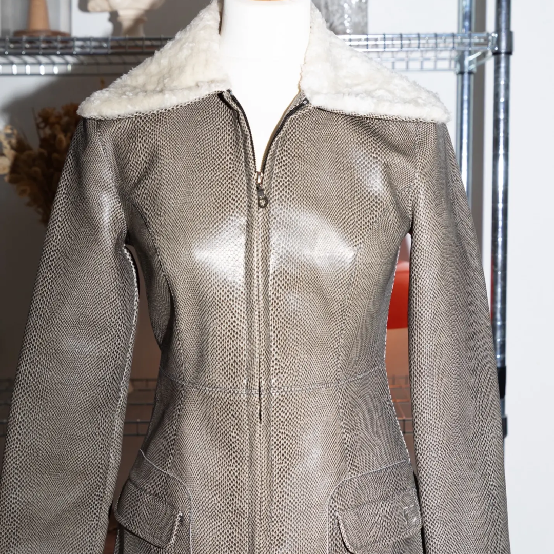 One Vintage frakke, 329 kr.