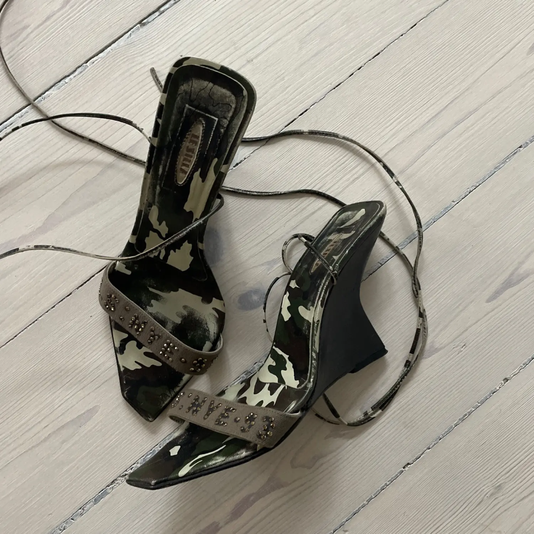 Le Silla heels, 500 kr.