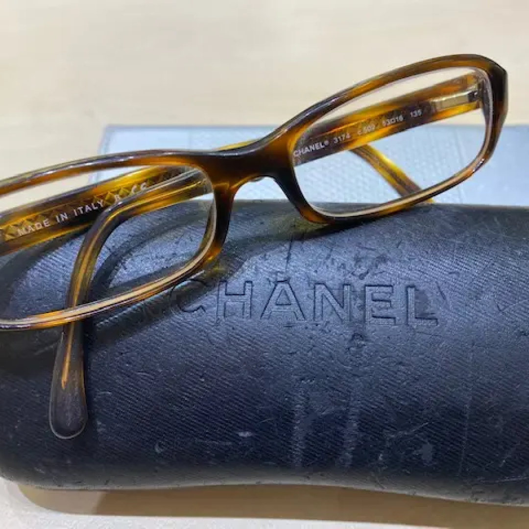 Chanel briller, 400 kr.