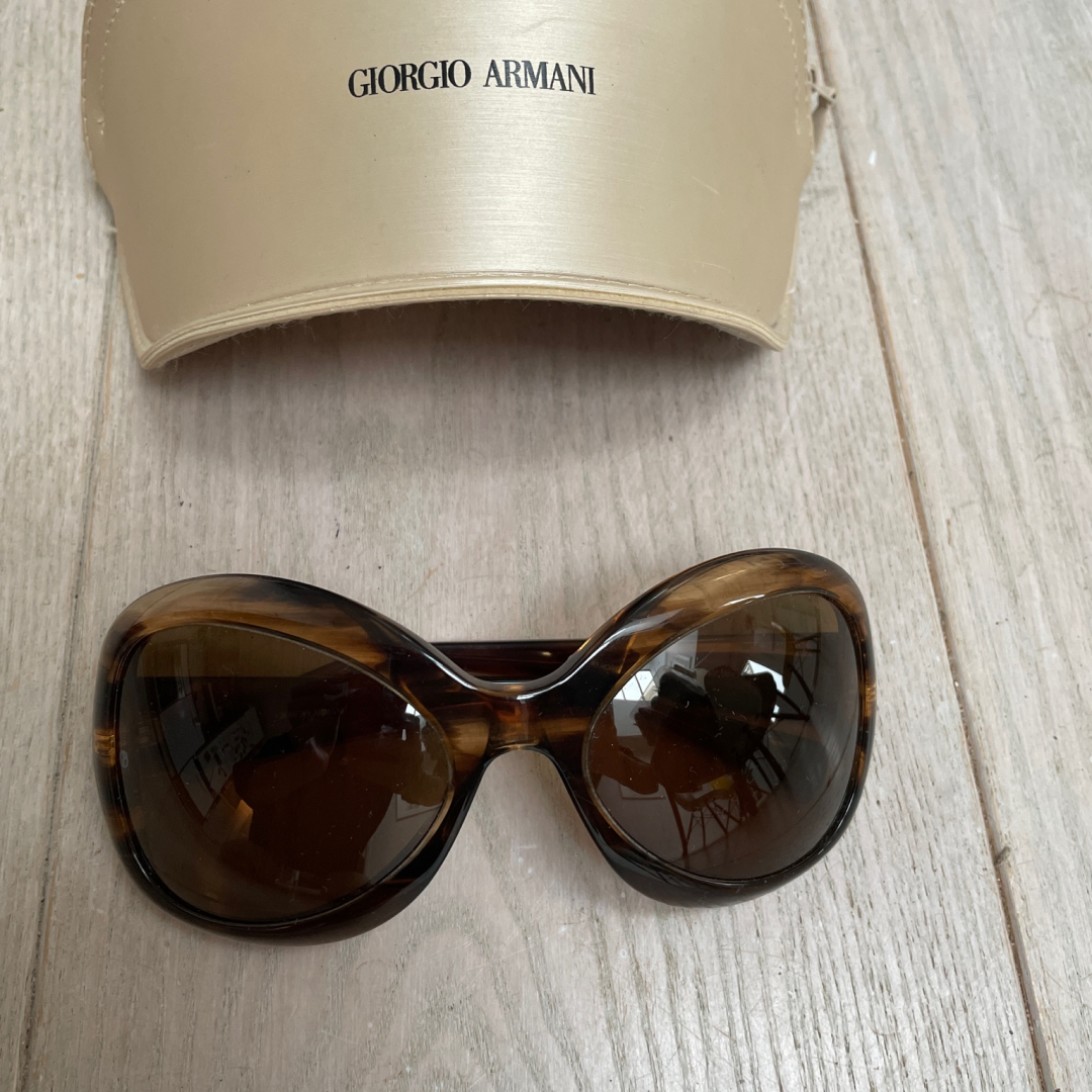 Giorgio Armani solbriller, 350 kr.