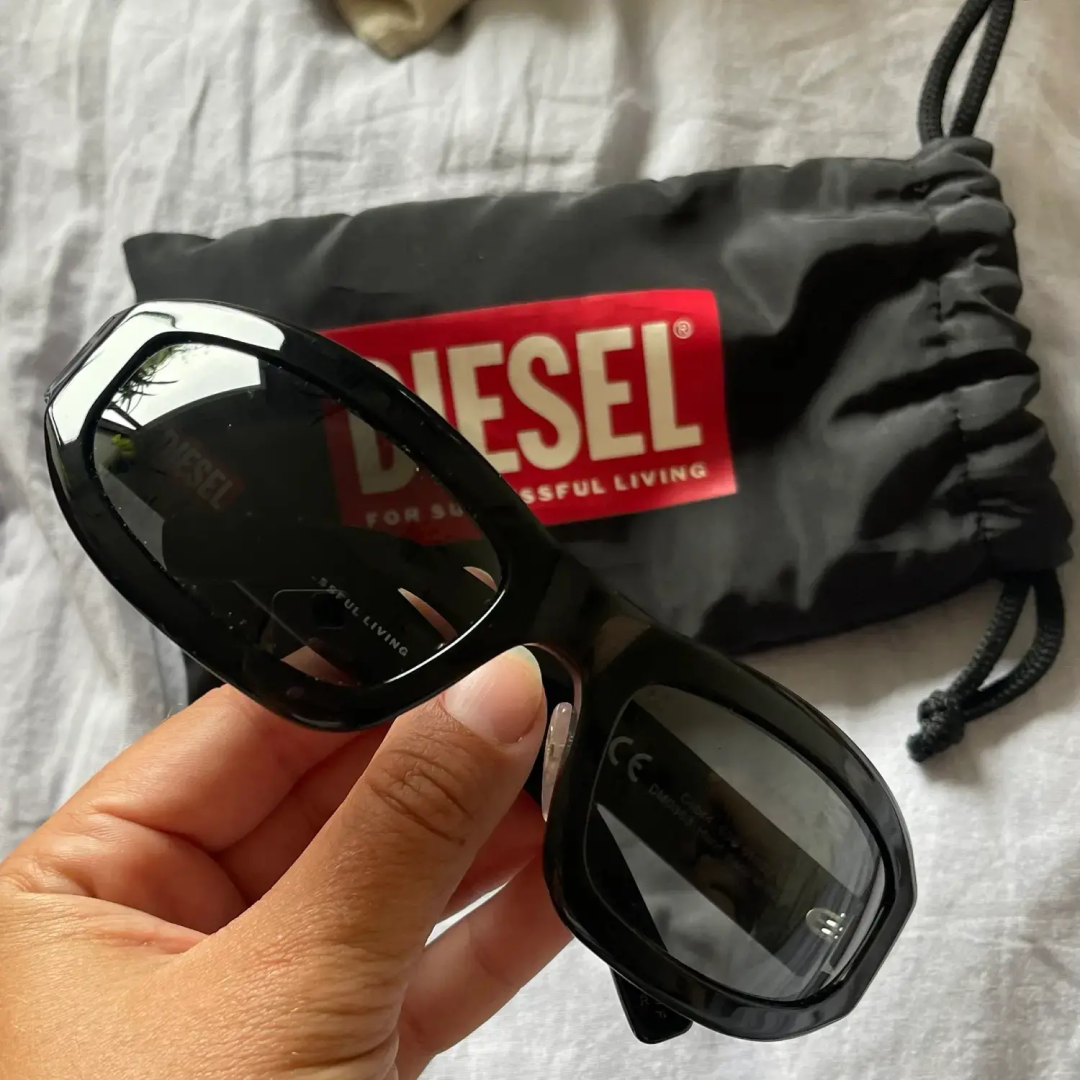 Diesel solbriller, 550 kr.