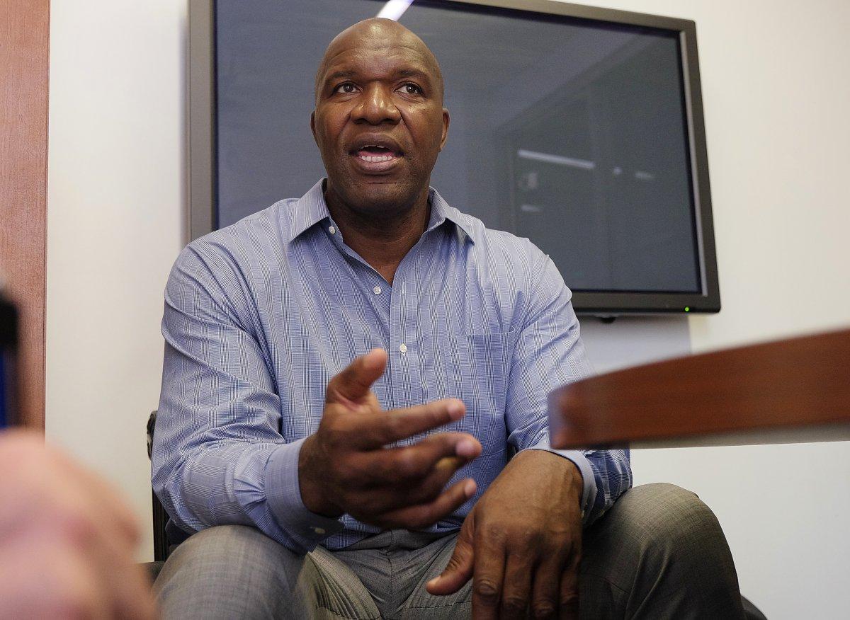 Marvin Washington enjoys attending cannabis business expos, but the former Jets defensive end says there’s one thing about marijuana industry events he finds discouraging – few of his fellow ganja entrepreneurs look like him. Washington says African-Americans, Latinos and other minorities are woefully underrepresented in the legal marijuana industry, which is expected to generate more than $7 billion in sales this year. So are women, according to Washington, who is 51 but still looks like he can instill fear in quarterbacks. The ex-Jet says he hopes minorities and women will get their fair share of the jobs and business opportunities created by marijuana’s march to the mainstream. “I don’t want this industry to look like Silicon Valley,” says Washington, the co-founder of Isodiol Performance, a company that makes THC-free hemp sports drinks. “When the plant was illegal, we were overrepresented in terms of incarceration and the prison-industrial complex. I want us to have a seat at the table when this becomes a $50 billion a year industry in 10 years.” Washington and other African-American athletes have been at the forefront of the budding movement to legalize marijuana for recreational and medical purposes. Weed, they argue, is a safe alternative to painkillers and a treatment for brain injuries. Marijuana, they add, can also spark significant economic development in their communities. Read more....