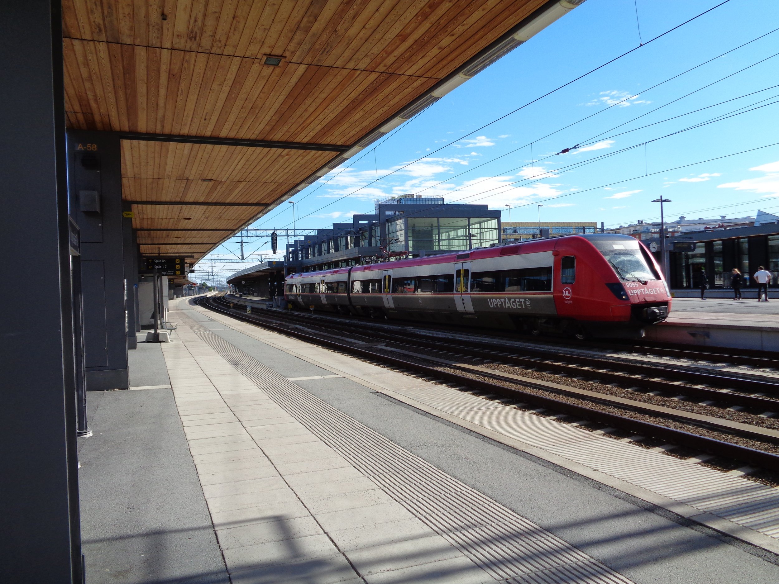 Uppsala-station-1.JPG