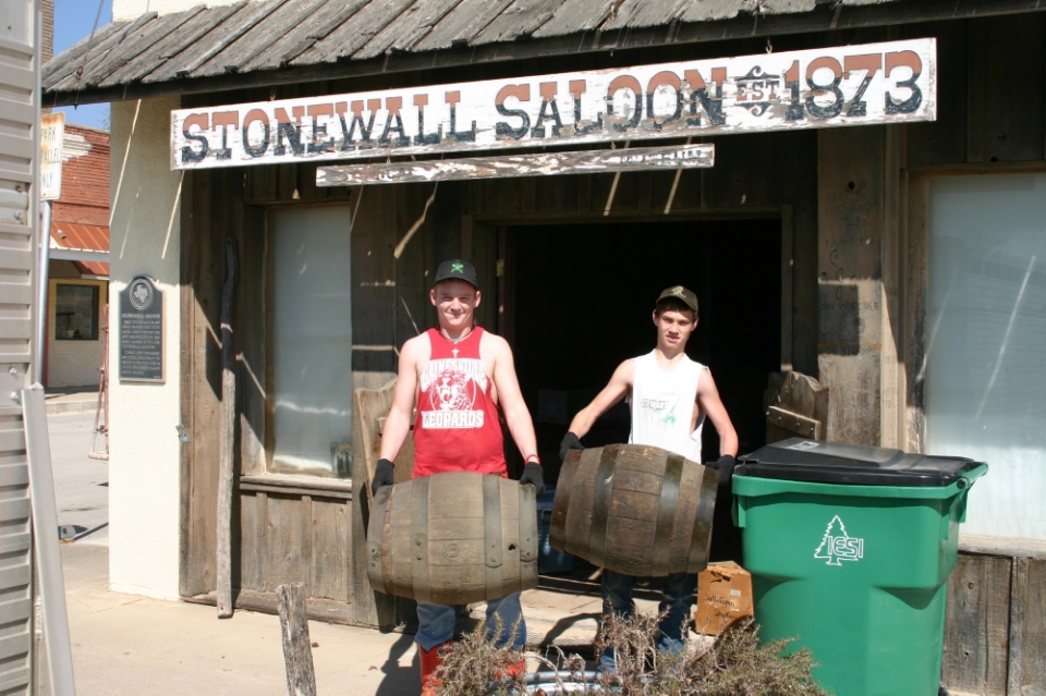Saloon Work Days Feb. 2012
