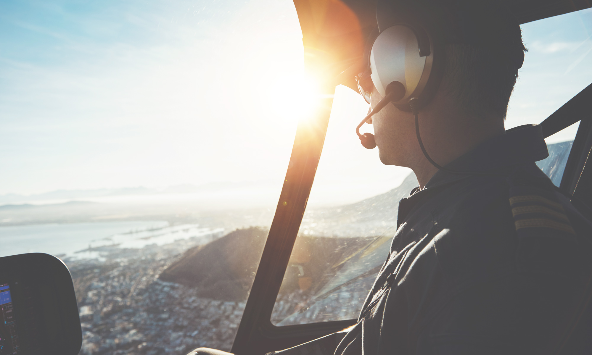 __pilot_flying.jpg