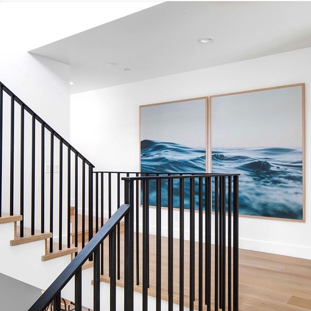 Dawn Patrol or maybe an early morning walk down stairs, either way that is a view we could get used to!
.
.
Builder @graystonecustombuilders
Designer @raili_ca_design
____________________________________________
#warrenchristopher #warrenchristopheroc #texturesbywarrenchristopher #textures #woodisgood #warrenchristophercollection #woodfloor #woodfloors #woodflooring #customwood #customwoodflooring #eurooak #frenchoak #wideplank #wideplankfloors #ihavethisthingwithfloors #custom #wood #floors #interior #design #stairs #homeimprovement #herringbone