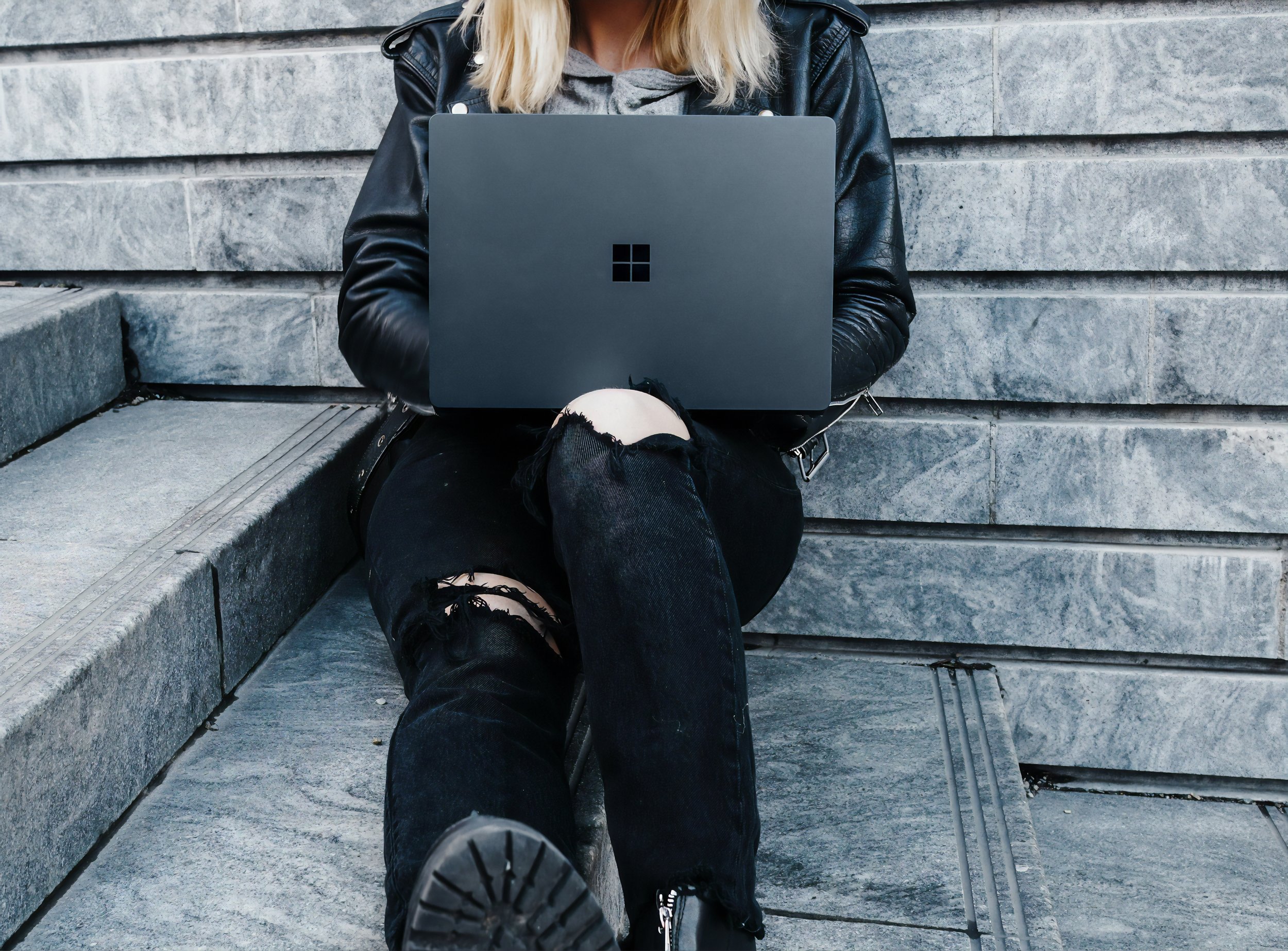 5 Ways to Stay Connected as a Student During COVID-19
