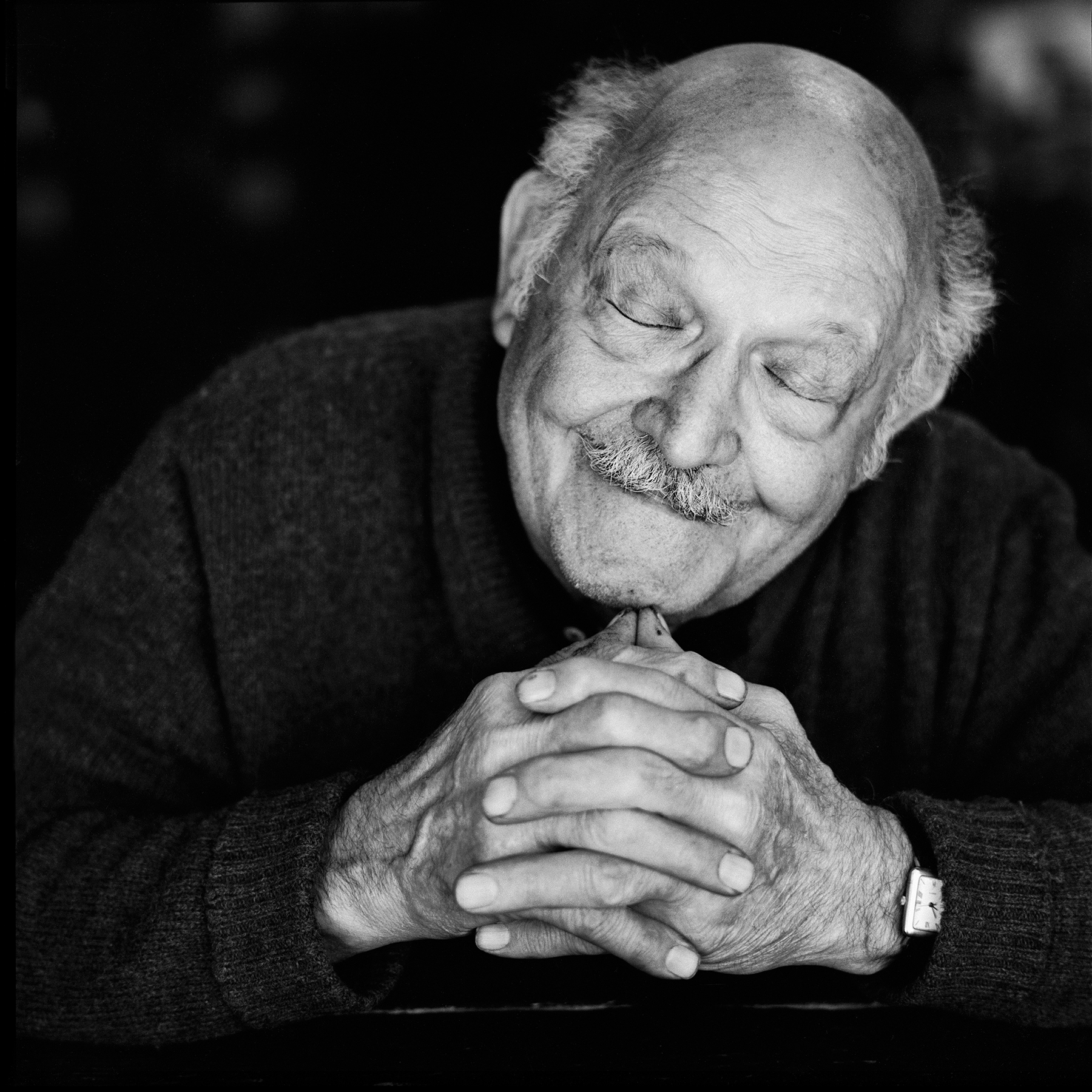 AO B&W 44x44 umberto copy.jpg