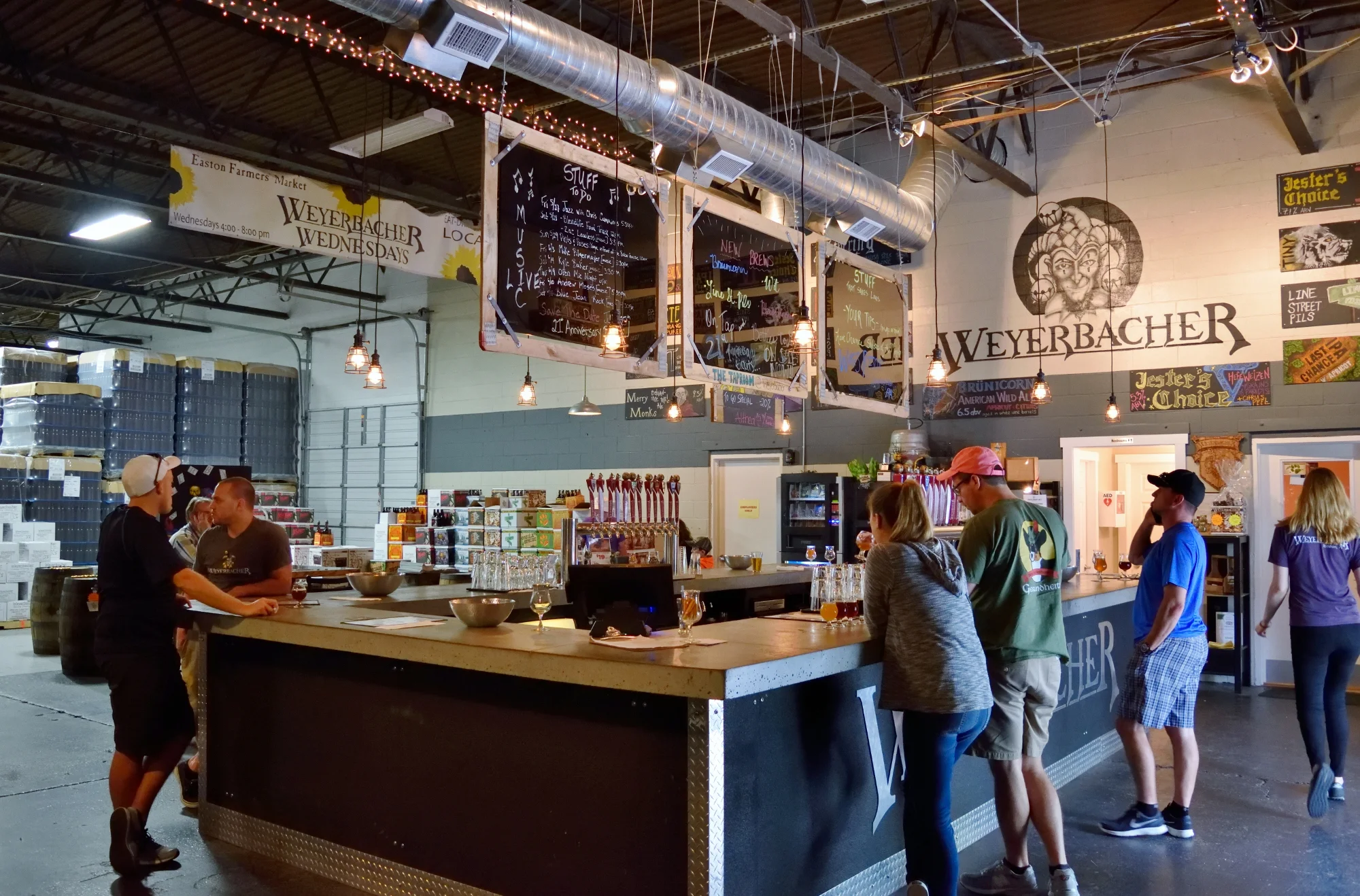 Cool little taproom with lots of space for activities.