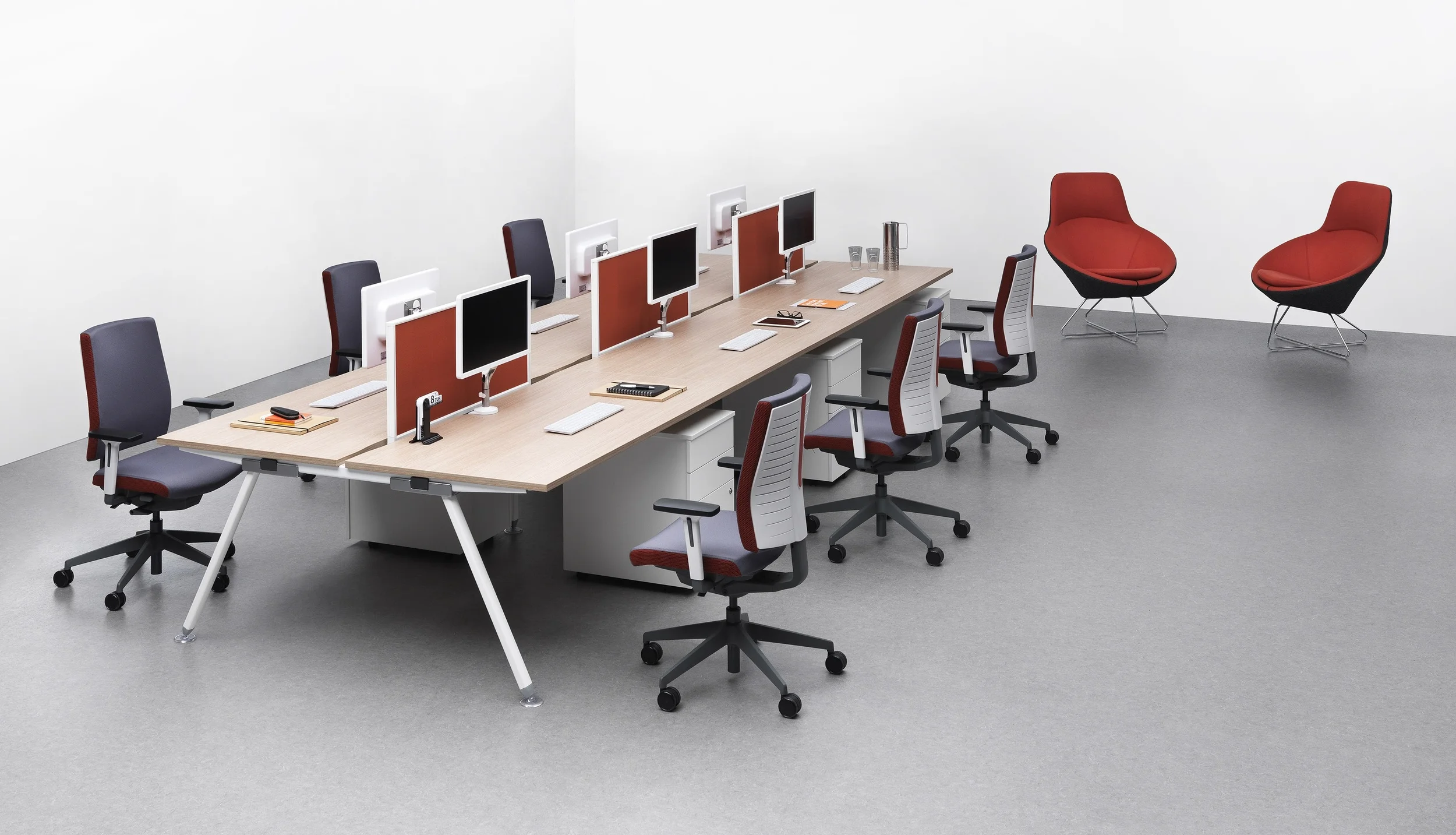 Senator Seating & Tables