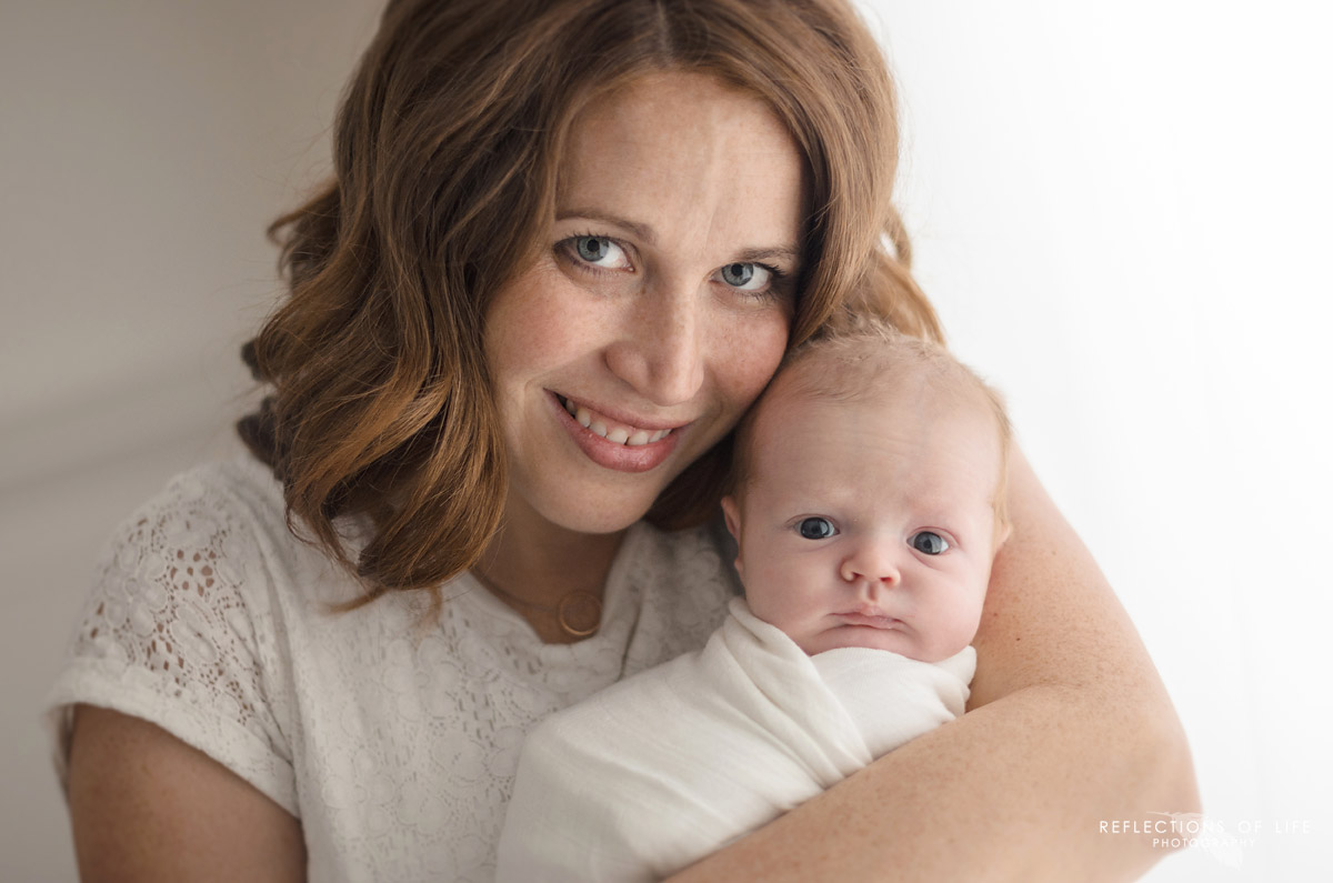 Niagara Newborn Photographer.jpg