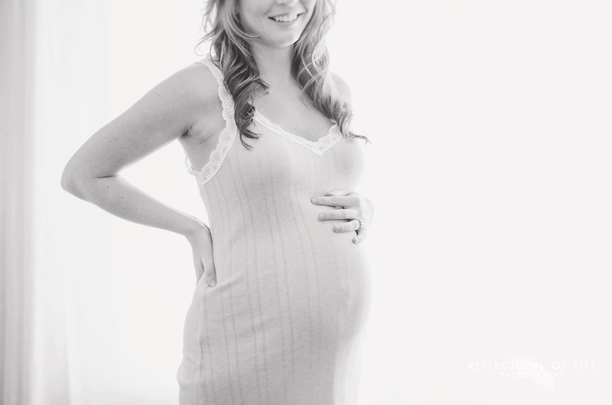 niagara-region-maternity-portraits (19).jpg