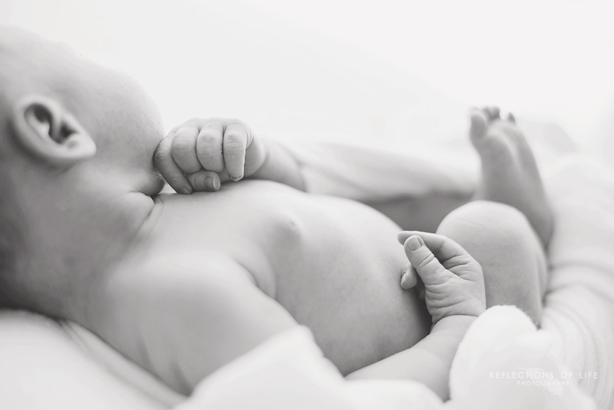 grimsby-on-newborn-photographer (3).jpg