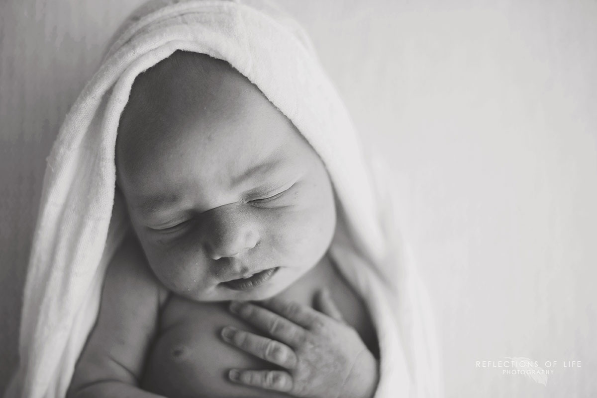 grimsby-on-newborn-photographer (8).jpg