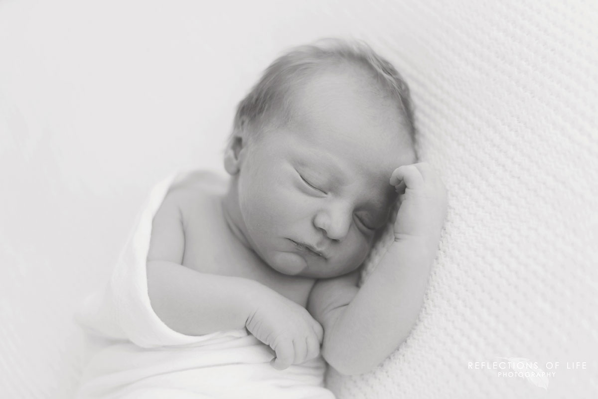 niagara-region-newborn-photographer (15).jpg