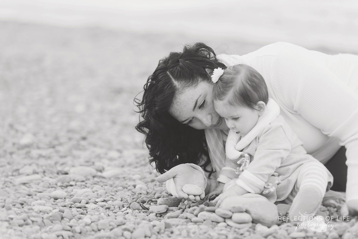 Graceful mom and daughter family photography in Grimsby, Ontario, Canada