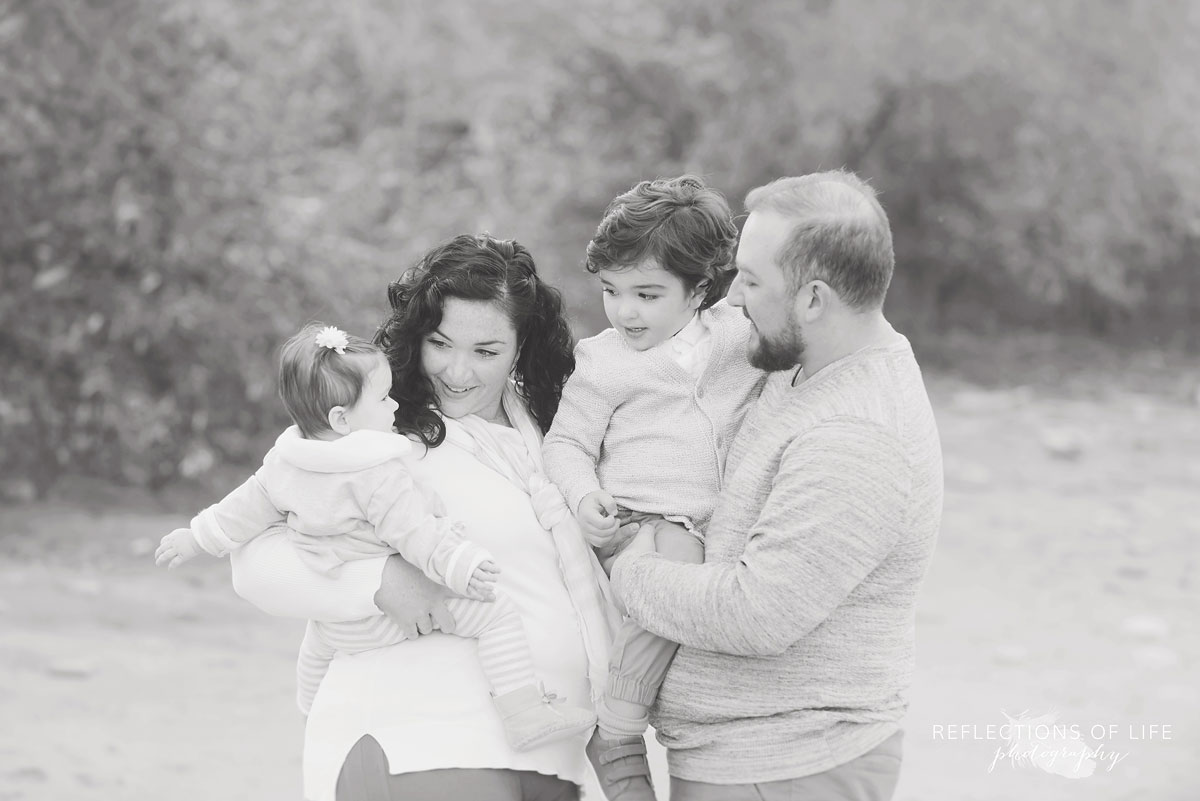 Serene family photographer Oakville Ontario