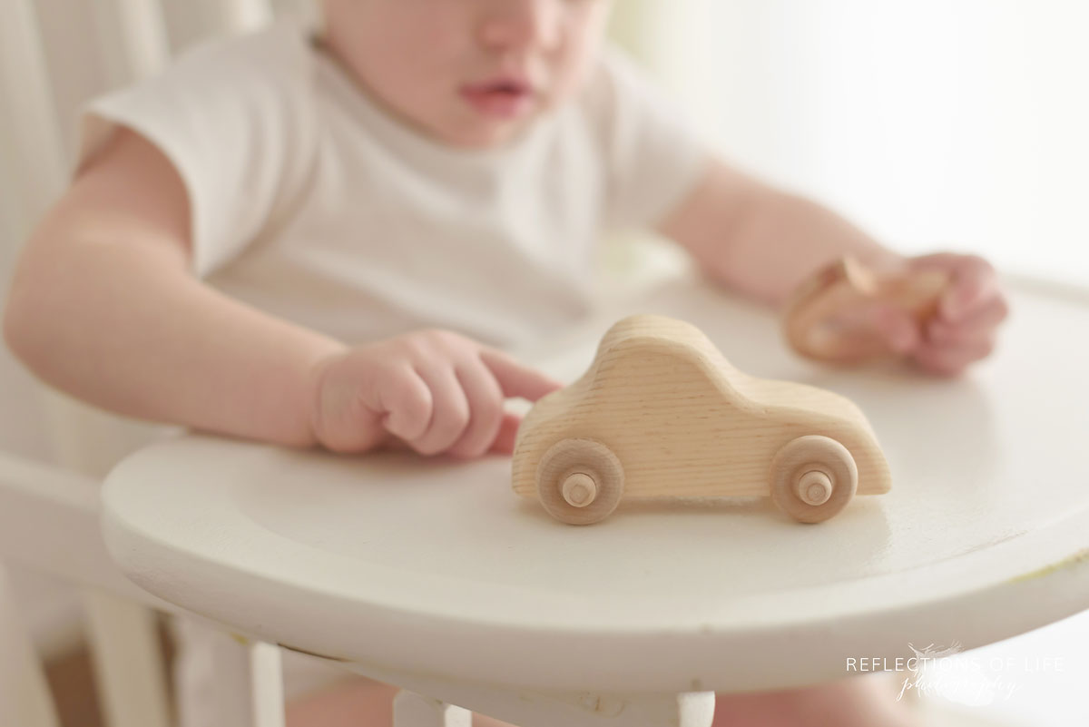 Close up of baby hands, professional photography in Niagara Falls Ontario