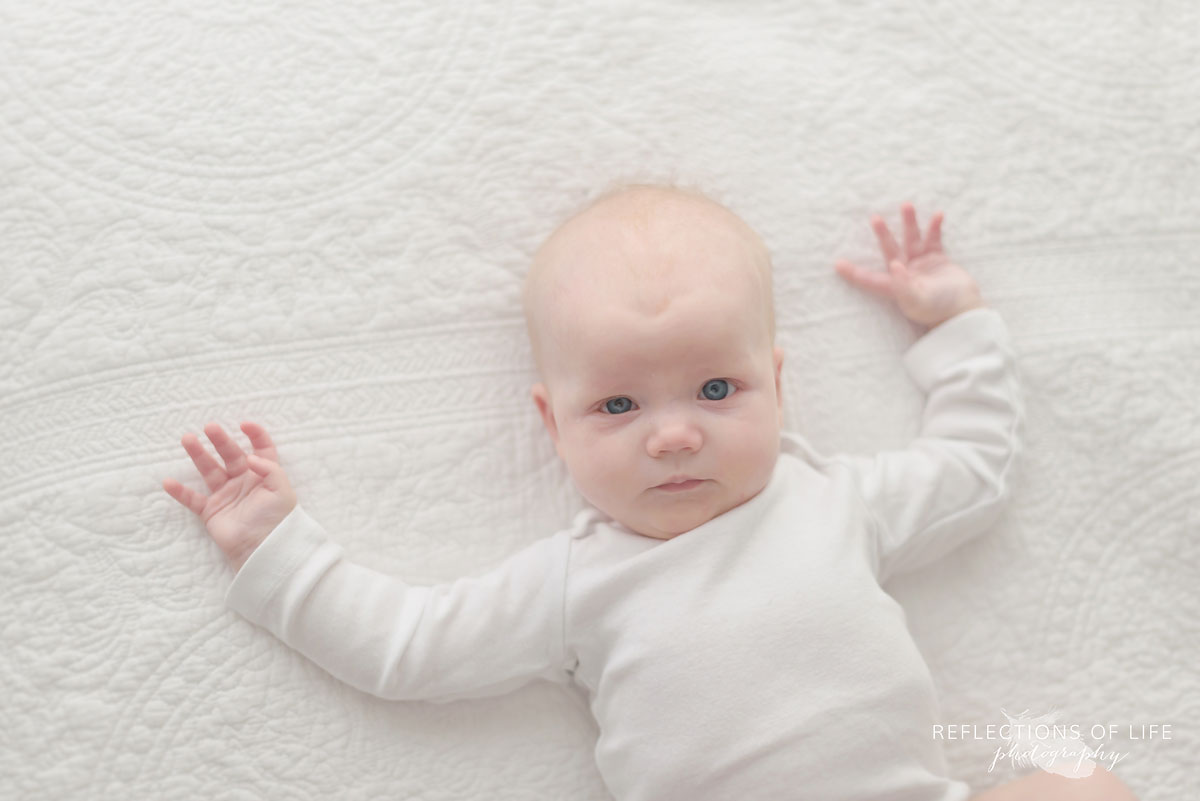 020 adorable baby portraits Grimsby Ontario Canada