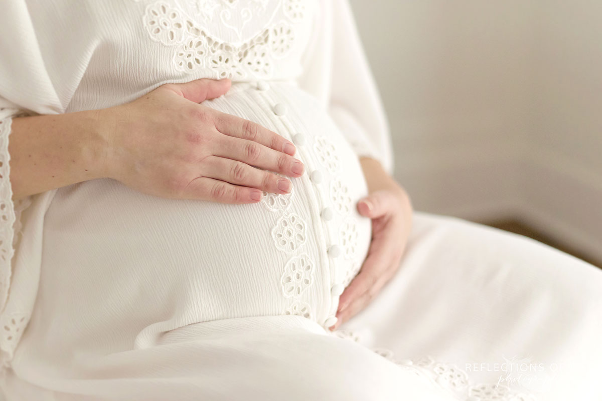 005 Natural Light Studio Niagara Maternity Photographer