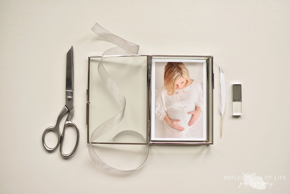 024 Niagara Maternity Photography Glass Proof Box and Custom USB