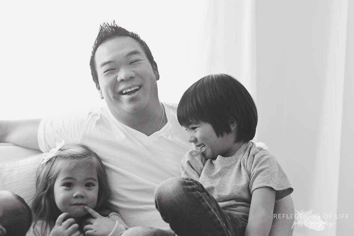 014 genuine laughter family photos grimsby ontario