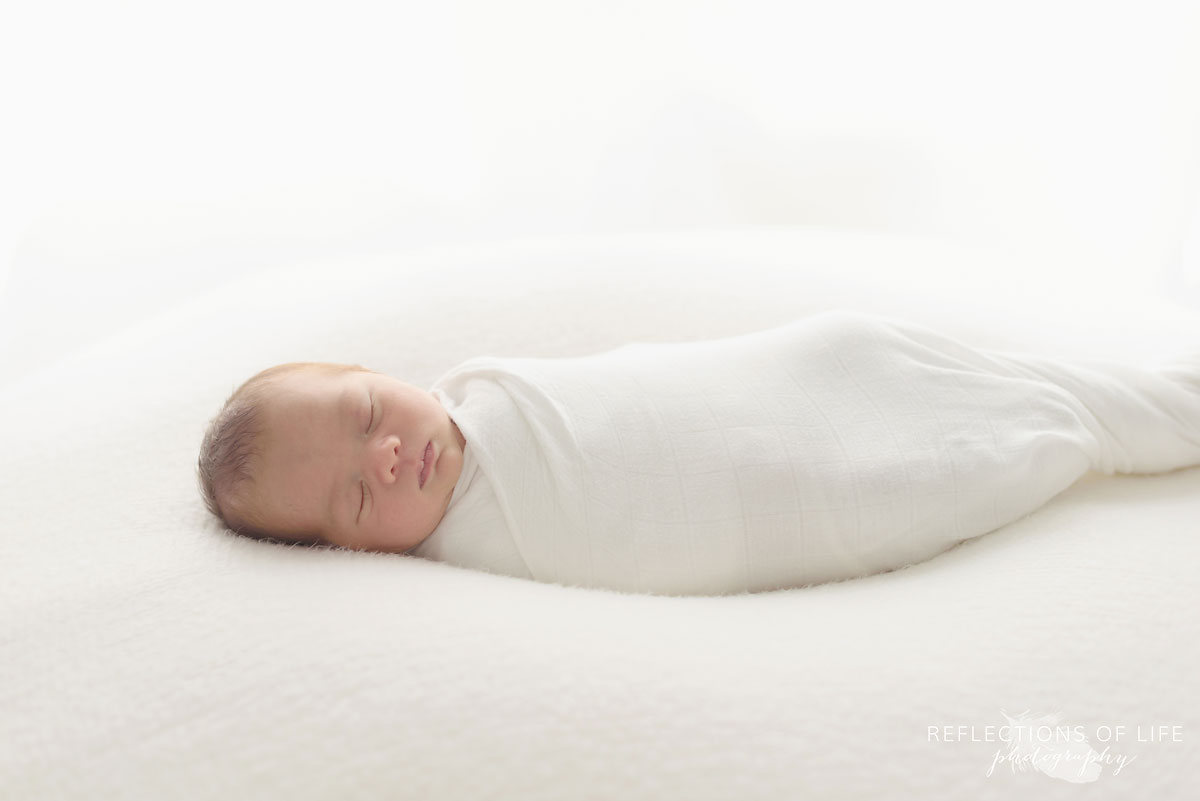022 fonthill newborn photographer