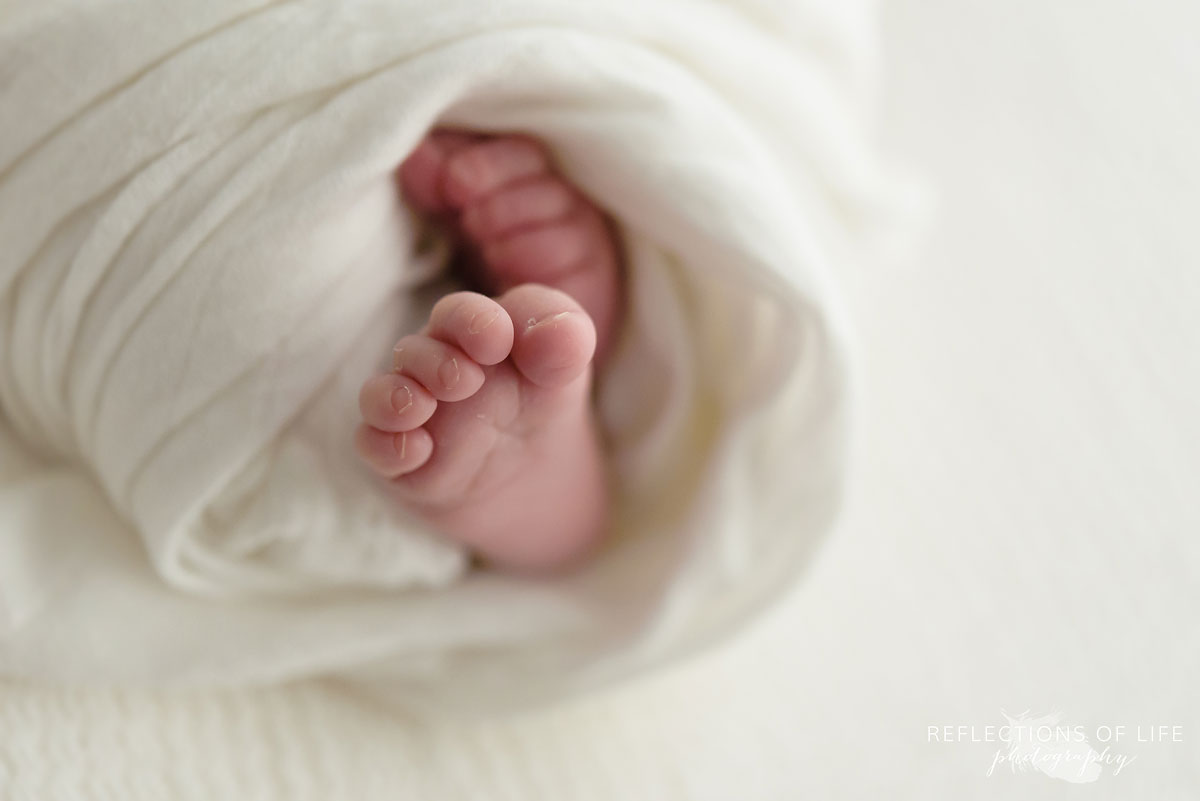 013 Professional Newborn Photography Baby Toes and Feet
